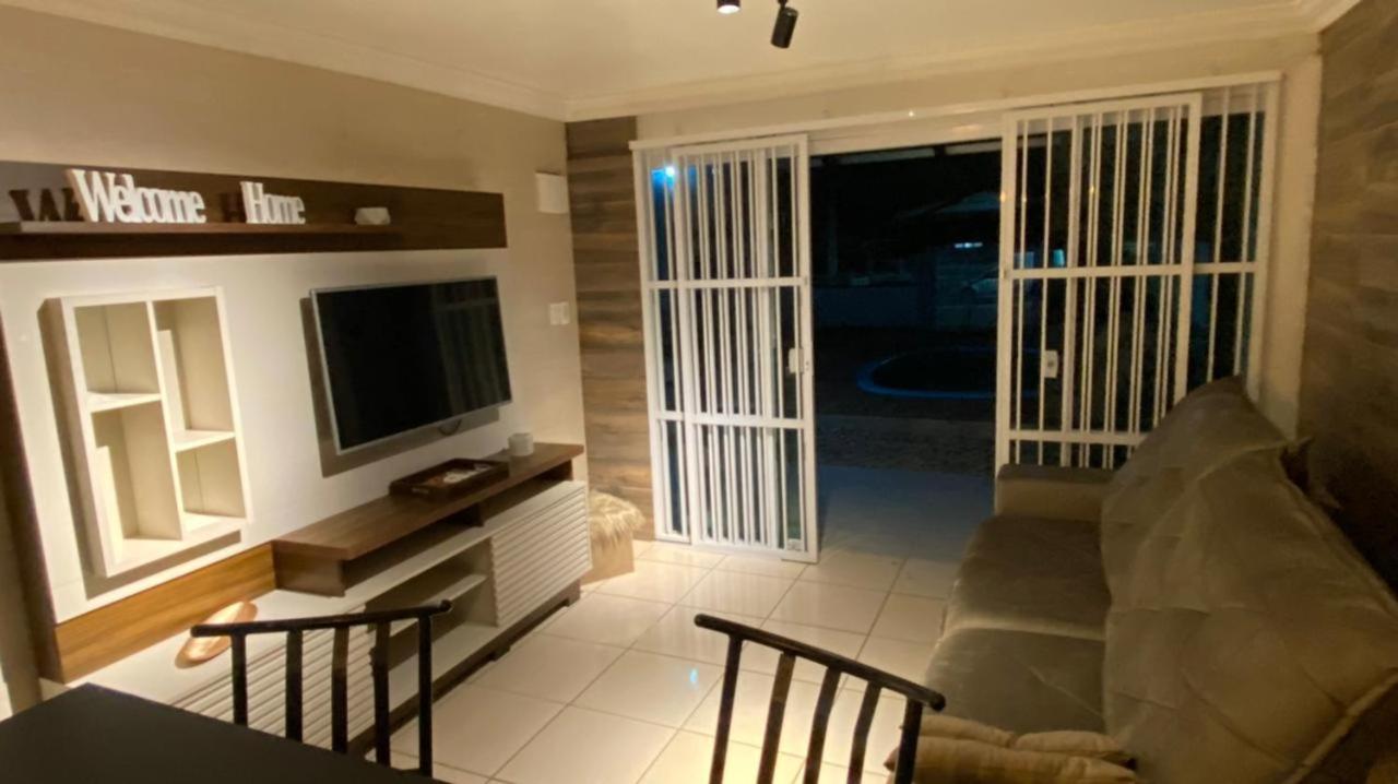 Casa De Praia Top! Beto Carrero, 500M Do Parque, Com Piscina E Sinuca, 1 Suite E 2 Quartos, 3Bwc, A 300M Da Praia, Churrasqueira E Estacionamento Privado เปงญา ภายนอก รูปภาพ